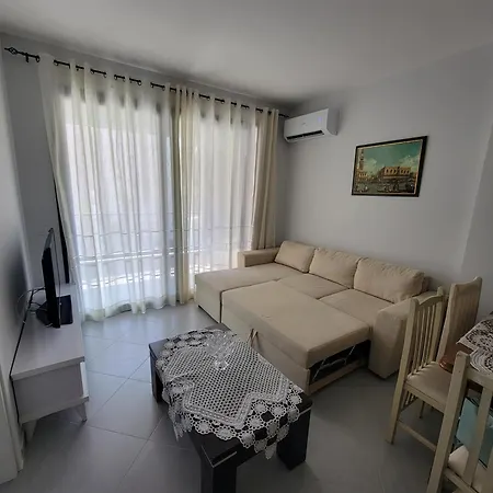 Henri's 아파트 Vlorë