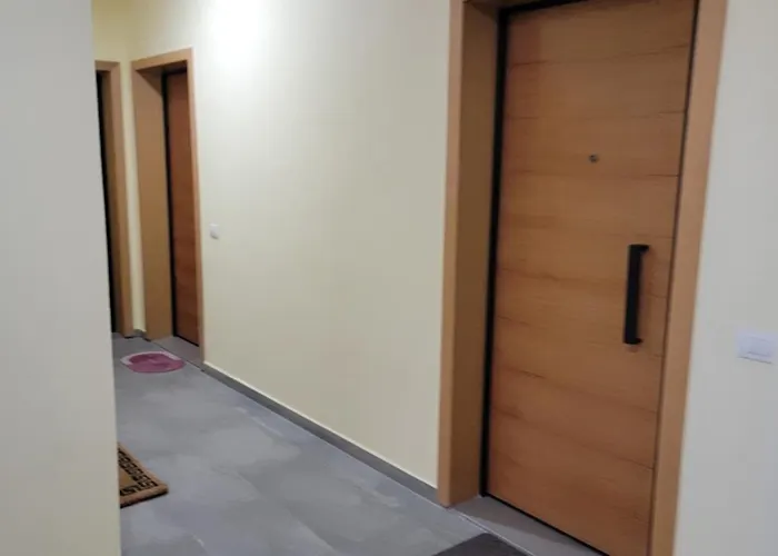 Apartment Henri's Vlore